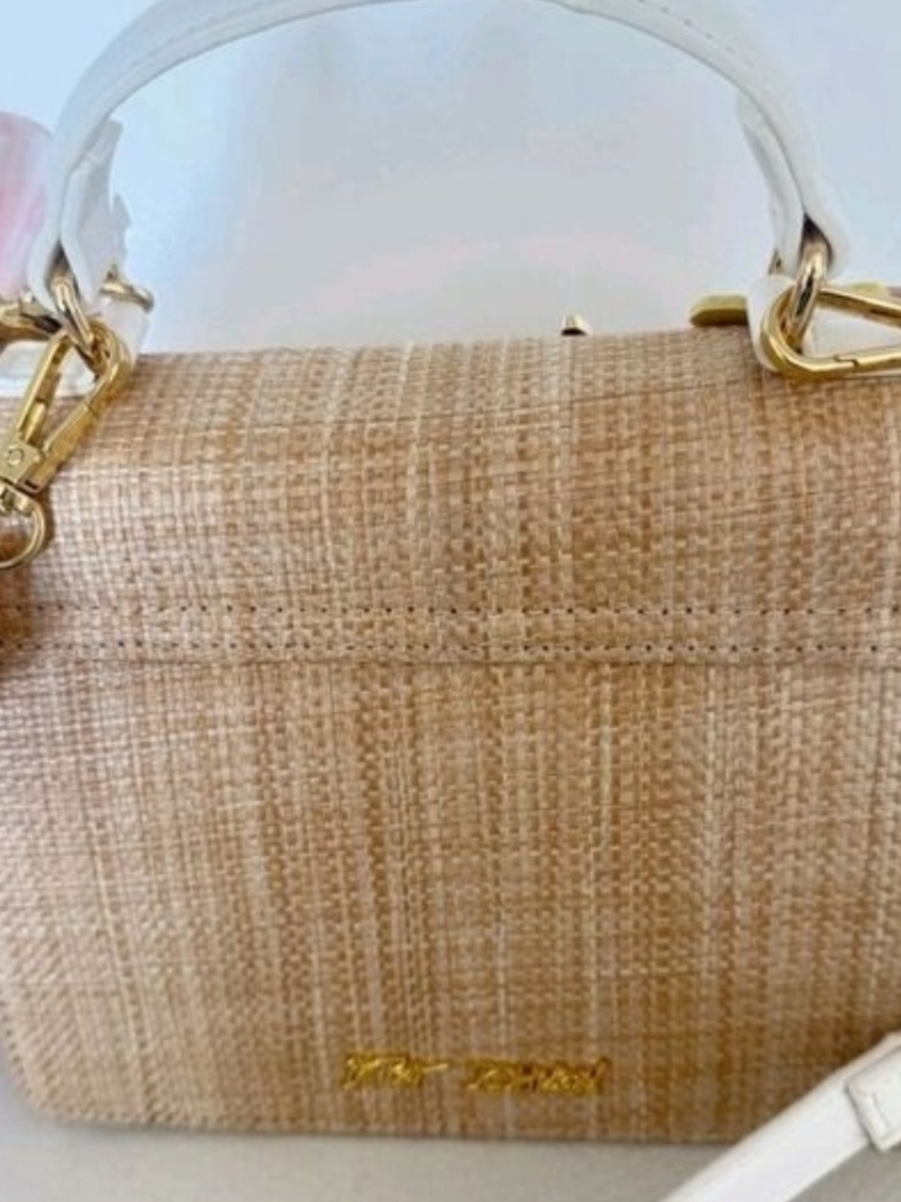 Betsey Johnson Straw Crossbody with Pastel Floral Appliqués Nwt - Picture 4 of 6